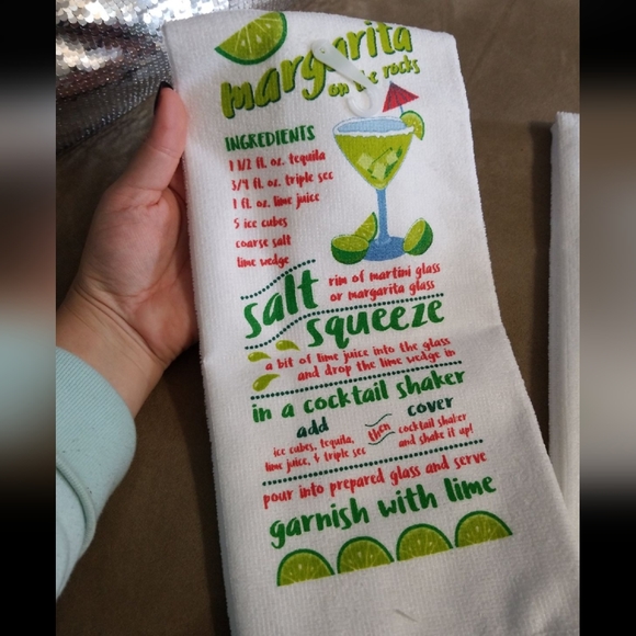 Margarita Cactus Kitchen Towel Set - Picture 3 of 3